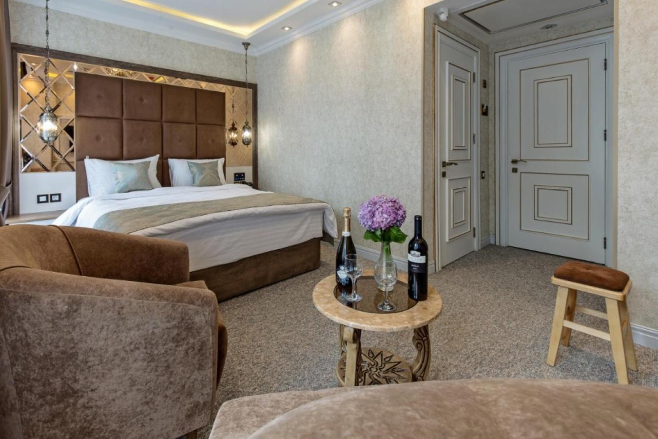 Hotel Aqua Liberty 第比利斯 外观 照片